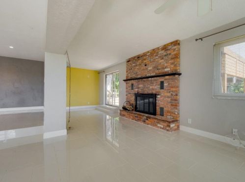 8296 33rd Ave, Saint Petersburg FL  33710-2218 exterior