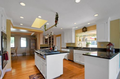 18883 Hummingbird Dr, Lake Wildwood CA  95946-9694 exterior