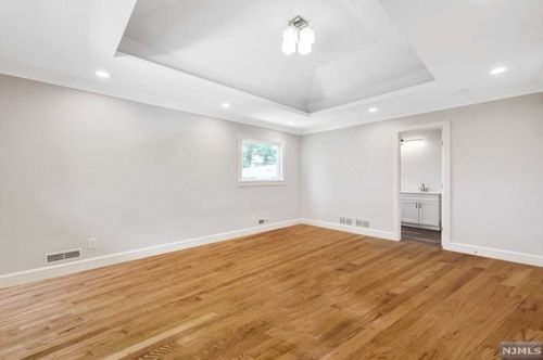 187 Charlotte Pl, Englewood NJ  07632-1615 exterior