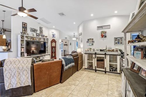 4845 20th Ave, Naples FL  34117-9125 exterior
