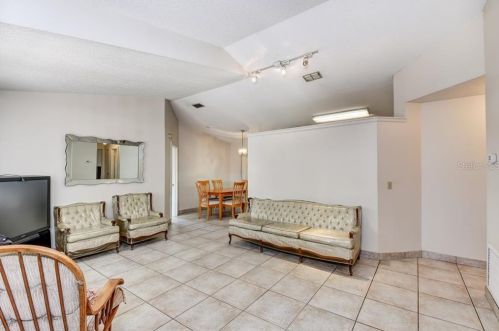 1662 Newbury Ave, Deltona, FL 32738-4875