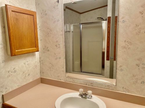 20 Eric Pl, Unity NH 03743-4225 exterior