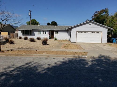 8431 Carmel St, Gilroy, CA 95020-4211