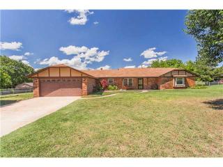 304 Ridgecrest Dr, Guthrie, OK 73044-6748