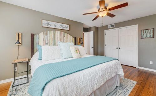 1201 Hutto Rd, Georgetown TX 78626-6101 exterior