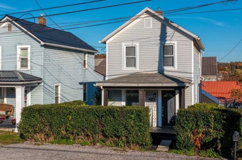 3710 3rd Ave, Beaver Falls PA  15010-1902 exterior