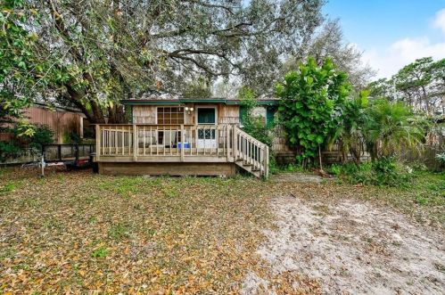 7008 Creek Dr, New Port Richey, FL 34655-2312