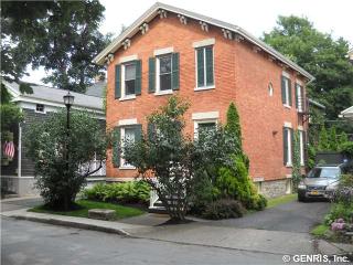 6 Greenwood St, Rochester, NY 14608-2236