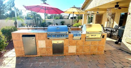 3413 Thornton Ave, Gilbert AZ 85297-5216 exterior