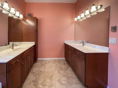 519 Laurel Rd, Nokomis FL  34275-5243 exterior