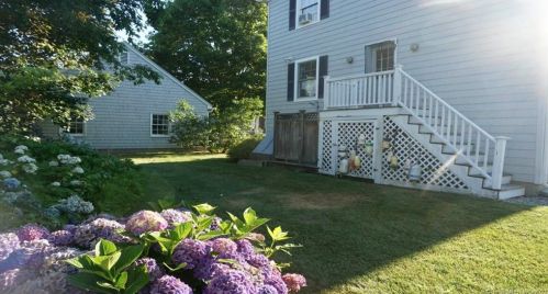 1 Pacific St, Groton CT  06340-8919 exterior