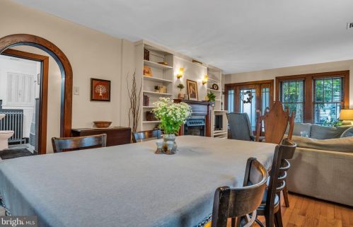 125 Parker St, Carlisle PA  17013-2821 exterior