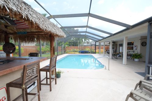 2368 Calcutta Cir, Fort Pierce, FL 34952-6510