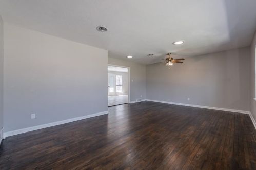 4809 Sewell Ave, Fort Worth TX  76114-1736 exterior