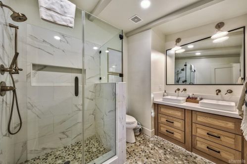 544 Tahoe Keys Blvd, South Lake Tahoe CA  96150-3313 exterior