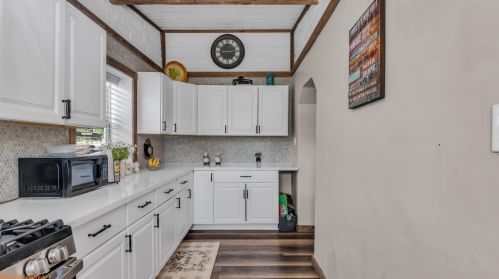 1002 Magnolia Ave, Beaumont CA  92223-1837 exterior