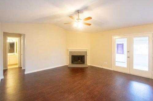 6449 Whitley Rd, Fort Worth, TX 76148-3153