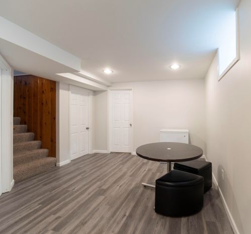 5326 63, Milwaukee WI 53213-4174 exterior