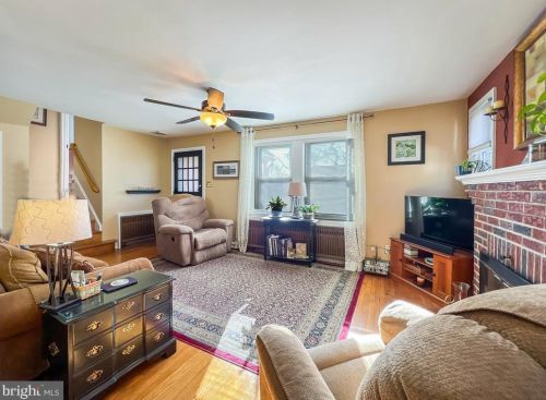3438 Central Ave, Huntingdon Valley, PA 19006-4129