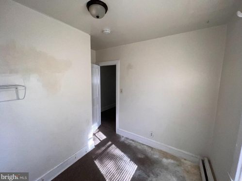 708 Haines Ave, Wilmington, DE 19809-3228