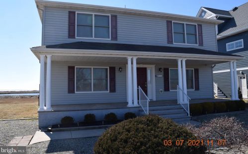 914 Main St, Berkeley Township, NJ 08721-2231