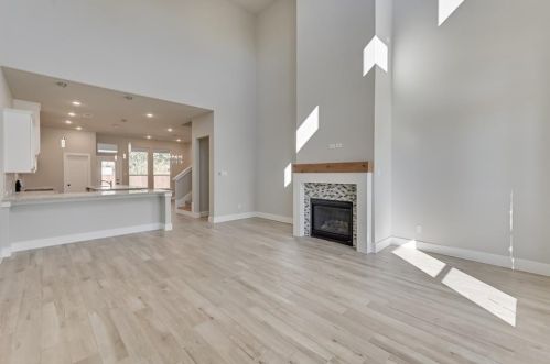 308 2nd Ave, Midlothian TX  76063-1910 exterior