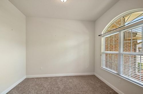 508 Elkhorn Fern Ln, Deland, FL 32720-2674