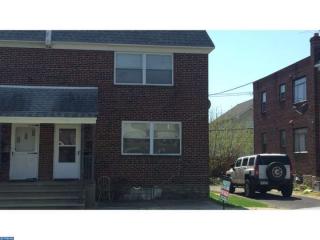 1912 Solly Ave, Philadelphia PA  19152-2615 exterior