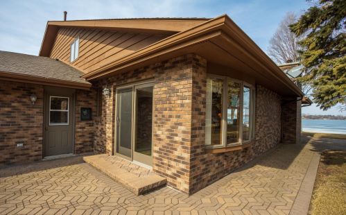 214 Pebble Beach Rd, Alex MN 56308-8140 exterior