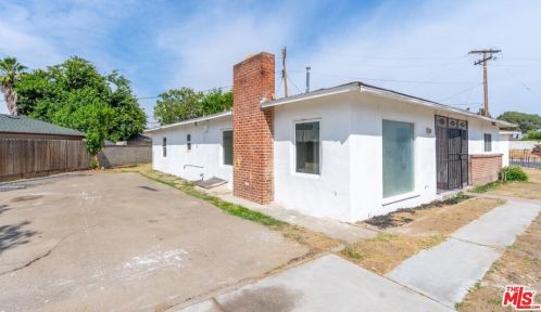 708 Weber Ave, Fresno CA  93728-2938 exterior