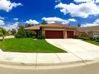 7129 Arlington Ct, Fontana, CA 92336-0885