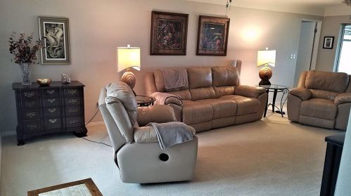 561 Johns Pass Ave, Saint Petersburg, FL 33708-2368