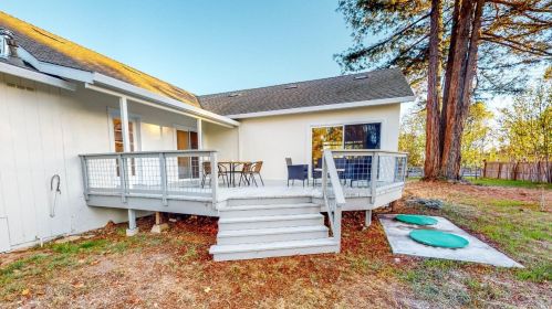 785 Scenic Ave, Santa Rosa CA  95407-8337 exterior