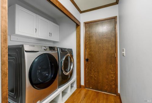 380 Jefferson Ln, Ukiah CA  95482-6618 exterior