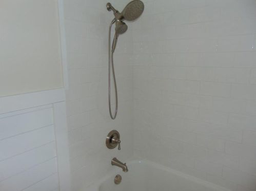 1811 Mount Royal Blvd, Glenshaw PA  15116-1007 exterior