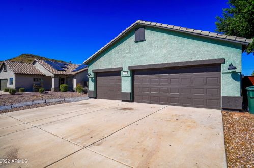 4122 Yukon Dr, Glendale, AZ 85308-4601