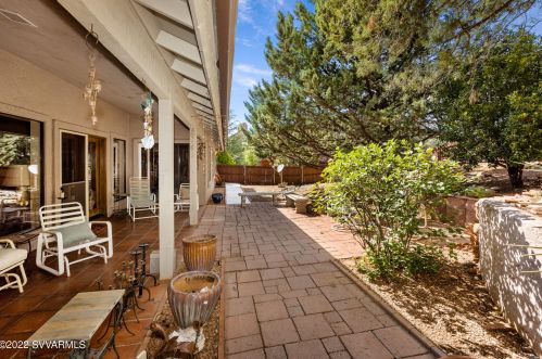 56 Pinon Wood Dr, Sedona AZ 86351-7919 exterior