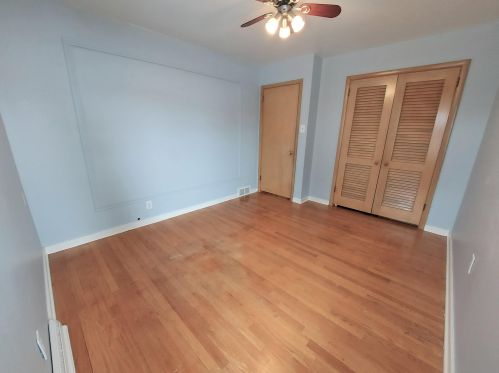 6027 Lake Dr, Cudahy WI  53110-3126 exterior