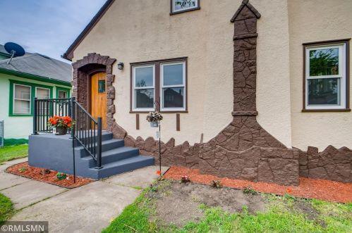 3847 Aldrich Ave, Minneapolis, MN 55412-2152