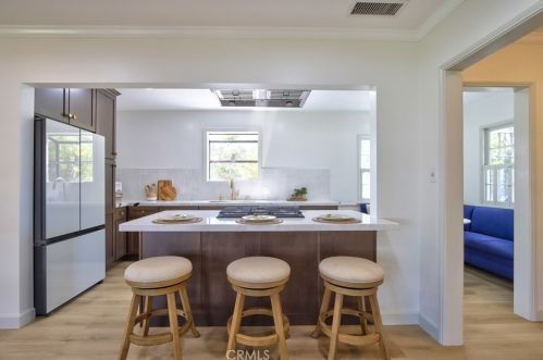 702 Pine St, Anaheim, CA 92805-2502