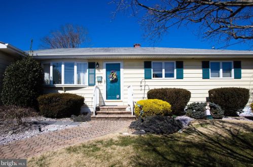 16 Cardigan Rd, Trenton, NJ 08690-2123