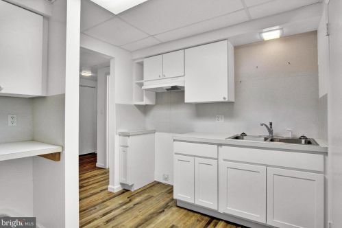 11 Thrush Dr, Carlisle PA  17015-7653 exterior