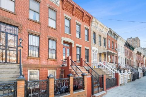 434 144th St, Bronx, NY 10454-1005