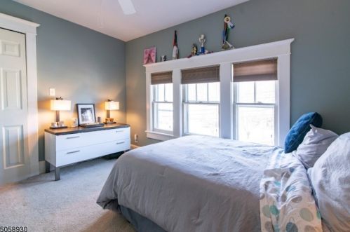 519 Grand Ave, Hackettstown NJ  07840-1119 exterior