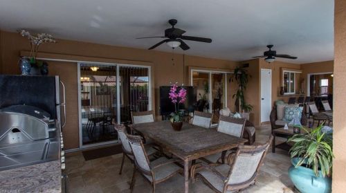 20 Crestwood Cir, Lehigh Acres FL 33936-5900 exterior