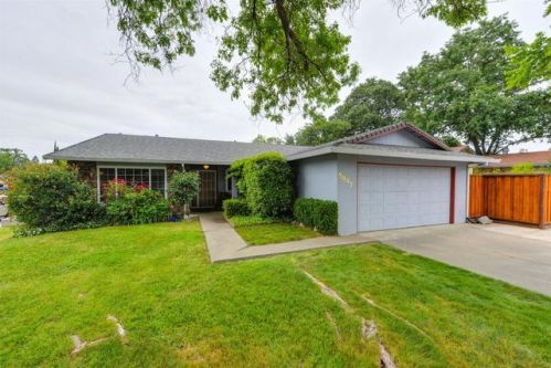 5847 Chestnut Ave, Citrus Heights, CA 95662-4829