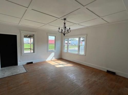 7 Lawton St, Edgerton WI  53534-0021 exterior