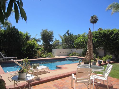 4085 Caminito Terviso, San Diego CA  92122-1991 exterior
