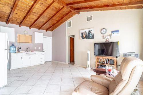 66405 2nd St, Desert Hot Springs CA  92240-3651 exterior