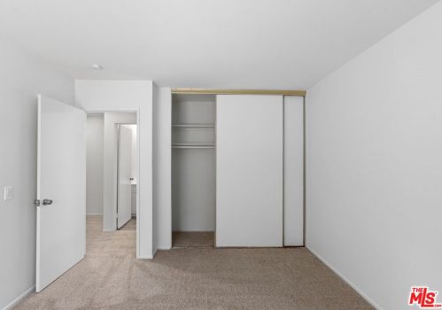 9362 Tudor Ln, Garden Grove CA  92841-3427 exterior